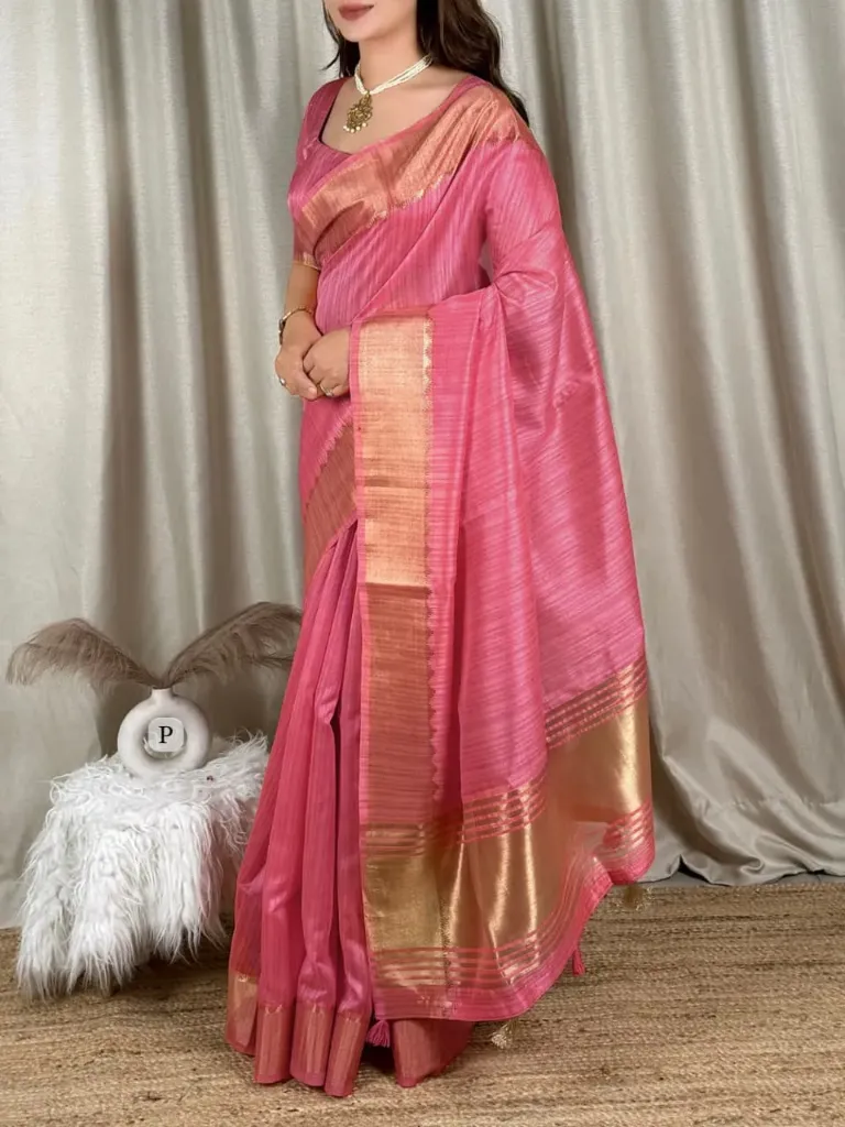 saree (pink)